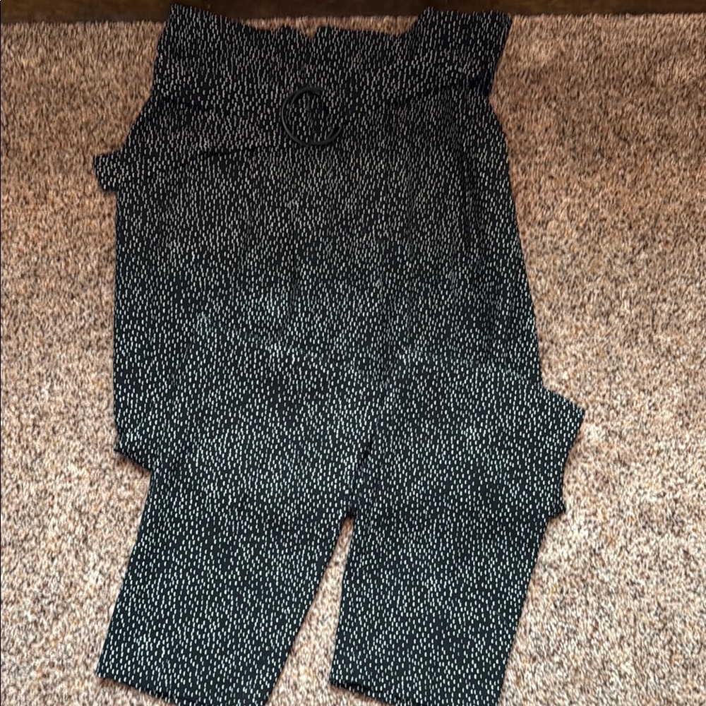 Express Black and White Cropped Paperbag Waist Pants